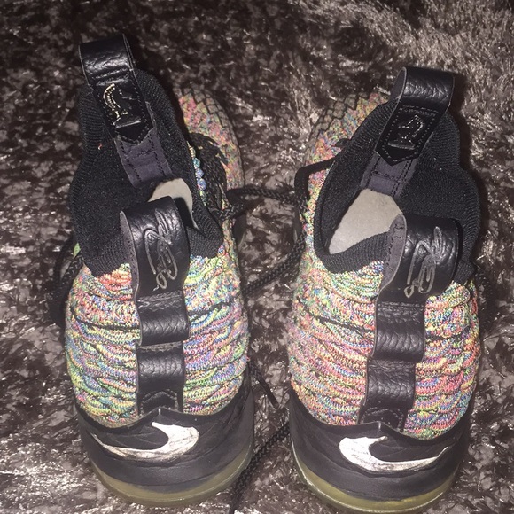 fruit loop lebrons